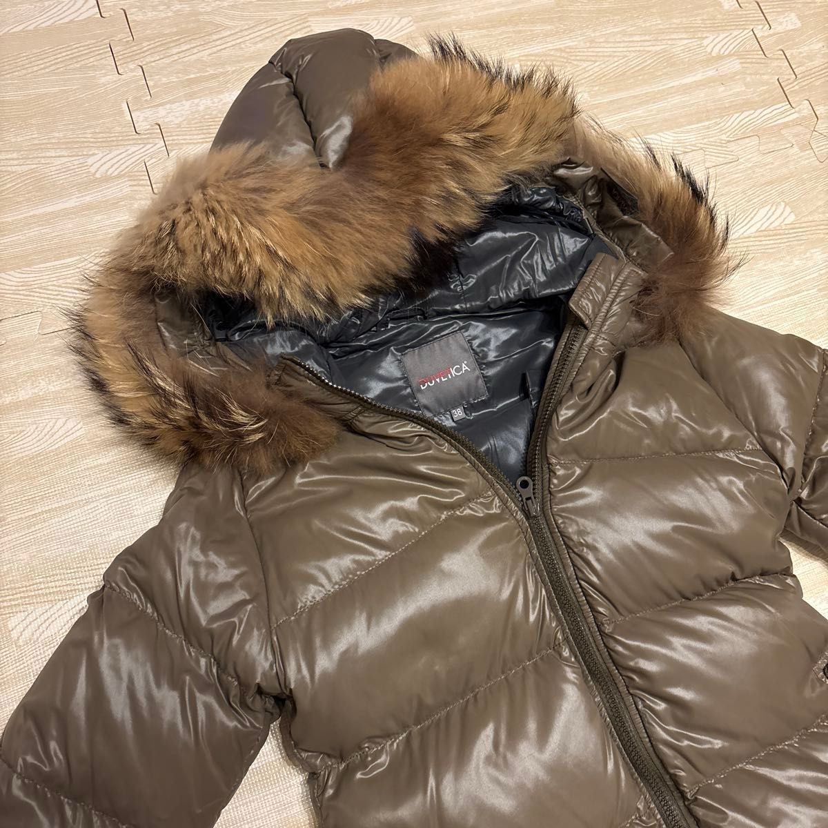 美品】DUVETICA KAPPA ダウンコート 38 ラクーンファー 軽量｜Yahoo