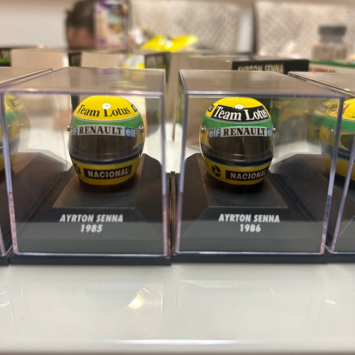 1/8 ミニチャンプス アイルトンセナ ヘルメット 5個セット+ セナ