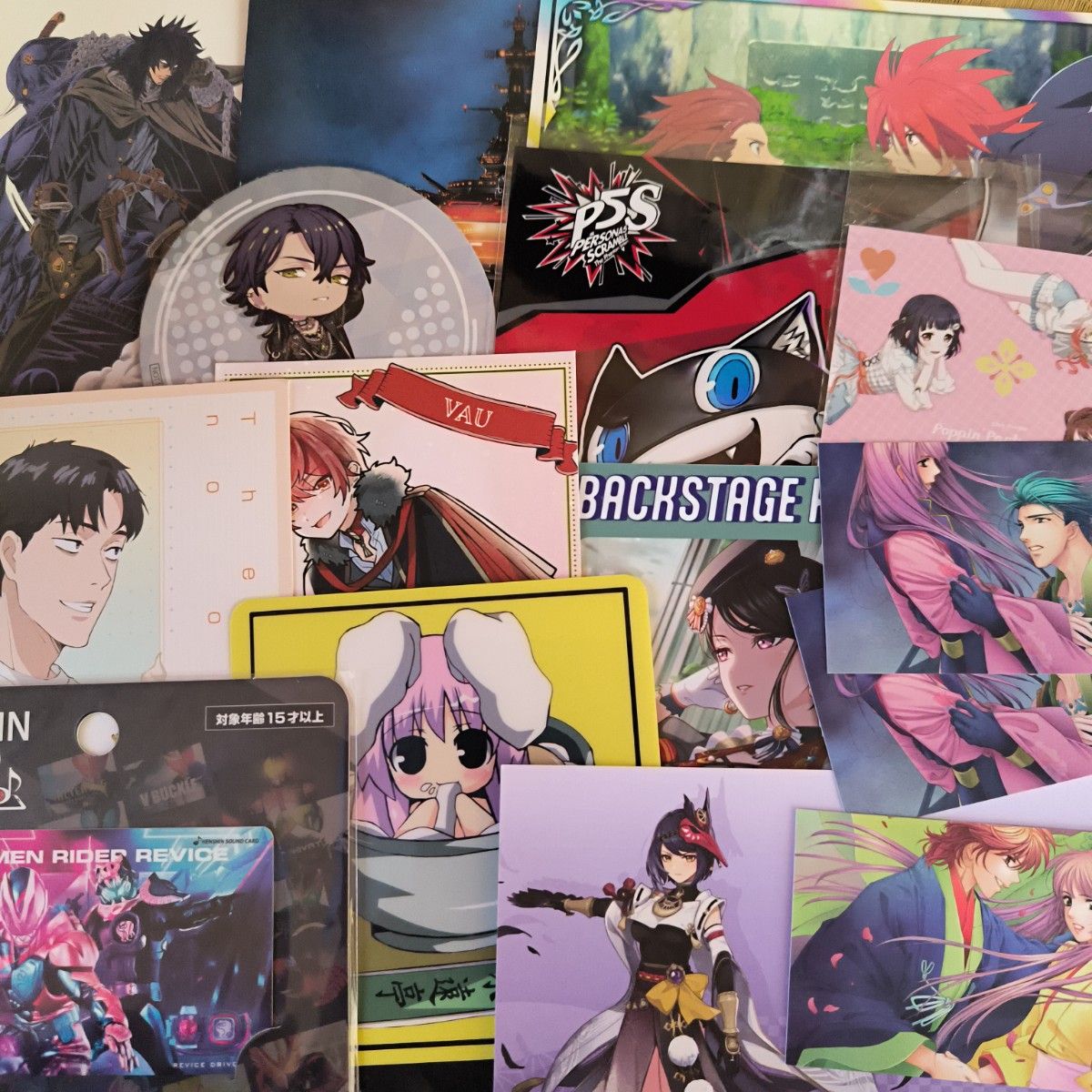 アニメグッズ キャラクター ノンジャンル 紙類 カード 大量 300点