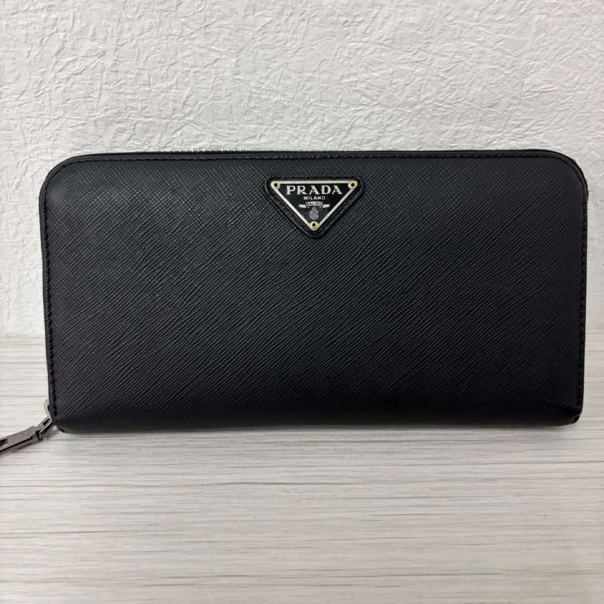 美品】 PRADA プラダ 財布 長財布 ラウンドファスナー サフィアーノ