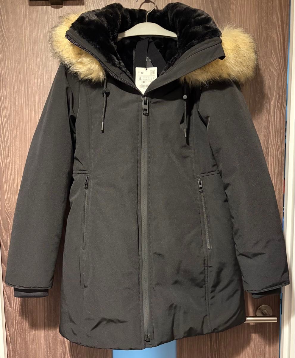 ZARA ザラ ダウンコート ファー付き ブラック Sサイズ｜Yahoo!フリマ