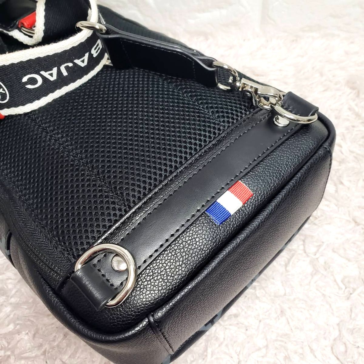 最新モデル CASTELBAJAC 総柄ロゴ モノグラム ボディバッグ 極美品