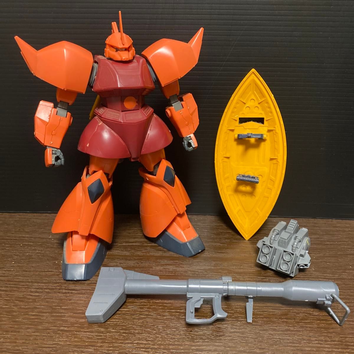 hoガンプラ完成品ジャンク 機動戦士ガンダム MG 1/100 シャア専用