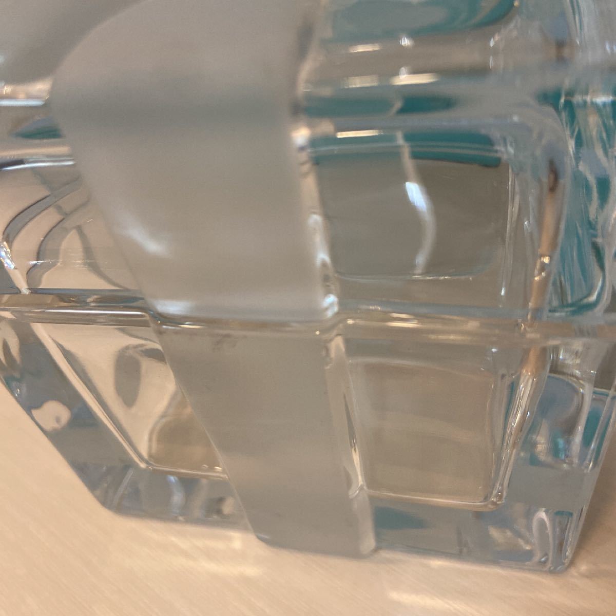 ティファニー プレゼントボックス ガラス小物入れ クリスタルボウ