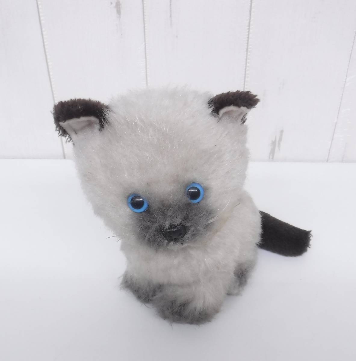 Yahoo!オークション - 昭和レトロ 当時物 レトロぬいぐるみ 三英 シャ