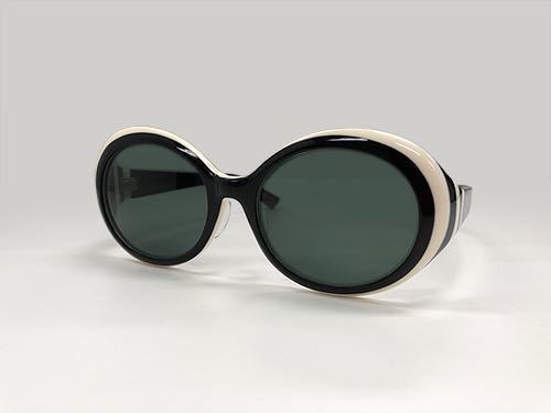 Yahoo!オークション - 新品 hyde着 FC 限定 グルグル サングラス グッ