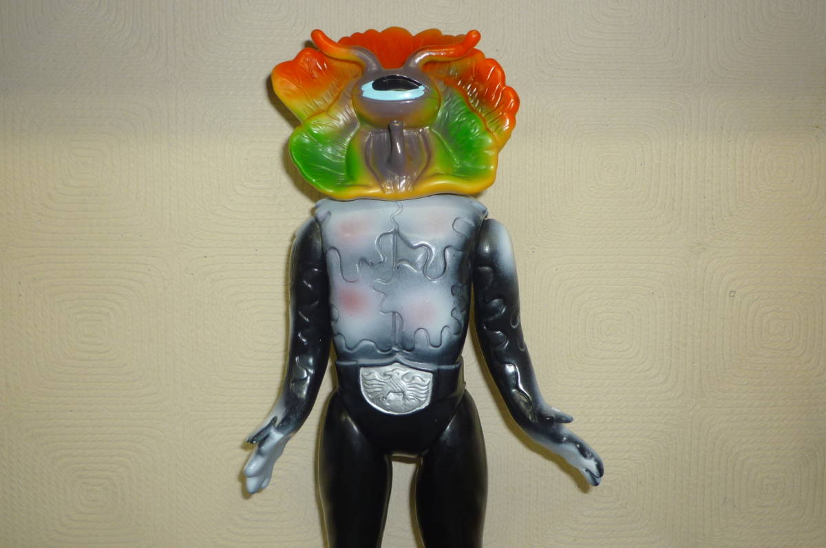 Yahoo!オークション - 当時物 ・ 仮面ライダー 怪人【 ドクダリアン