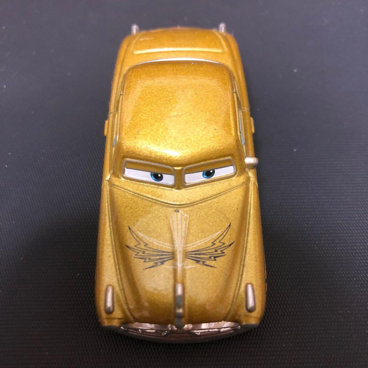 激レア トミカ カーズ ミニカー Dカプセル ドックハドソン カスタム
