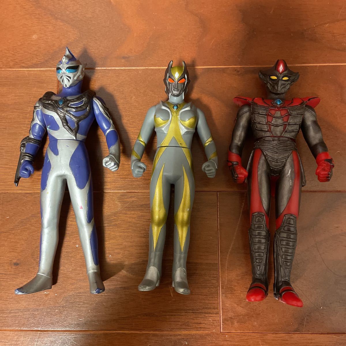 Yahoo!オークション - ダーラム カミーラ ヒュドラ ウルトラマンティガ