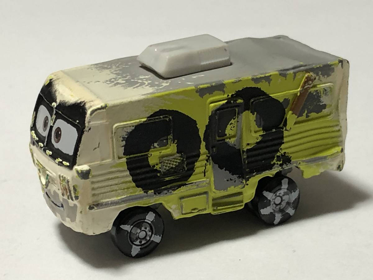 Yahoo!オークション - TOIMCA カーズ トミカ Cars アーヴィー スタンダ