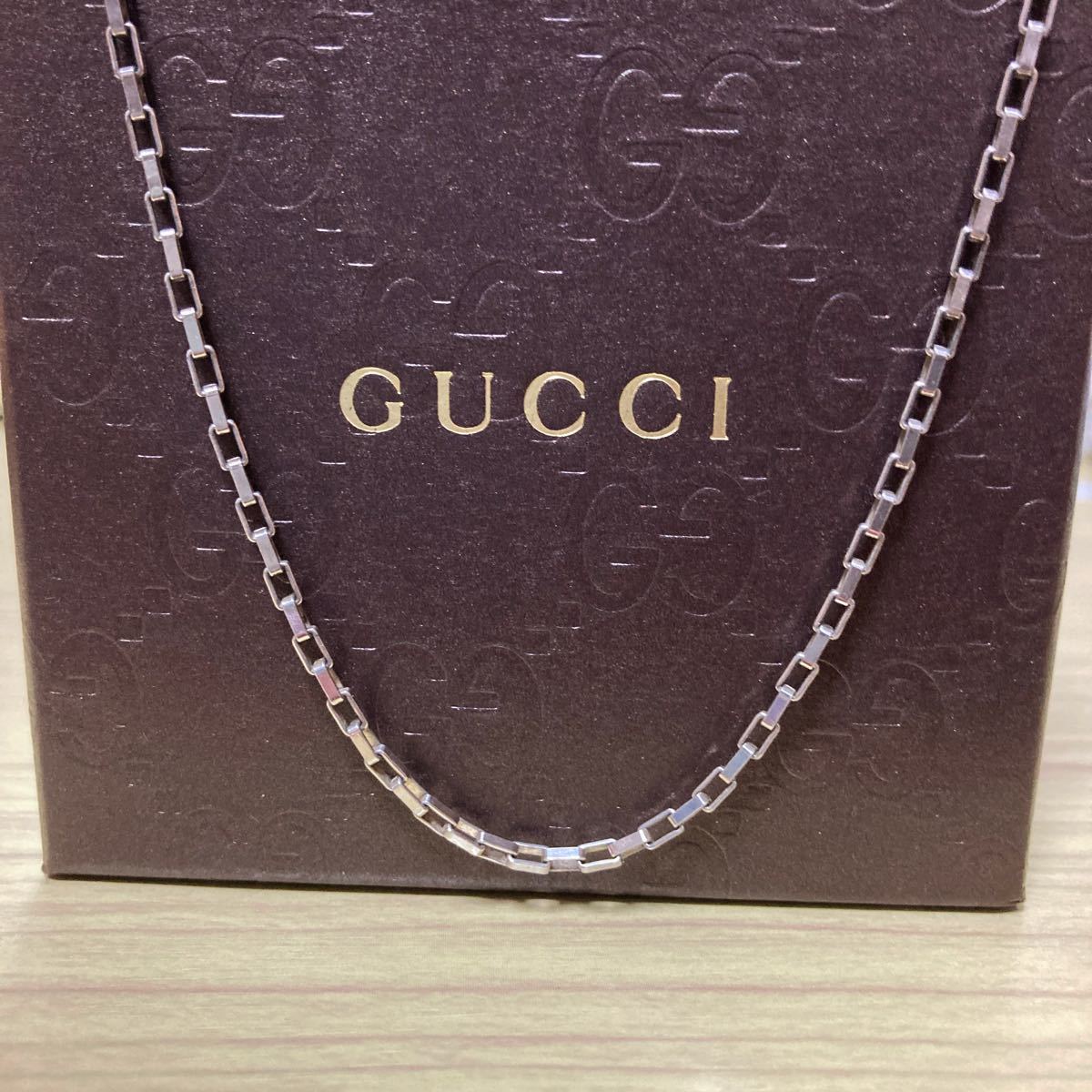 GUCCI 刻印入りプレート付き ベネチアンチェーン ネックレス｜Yahoo