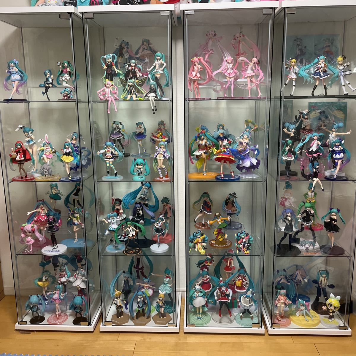 Yahoo!オークション - 初音ミク プライズ品 フィギュア 97点まとめ売り