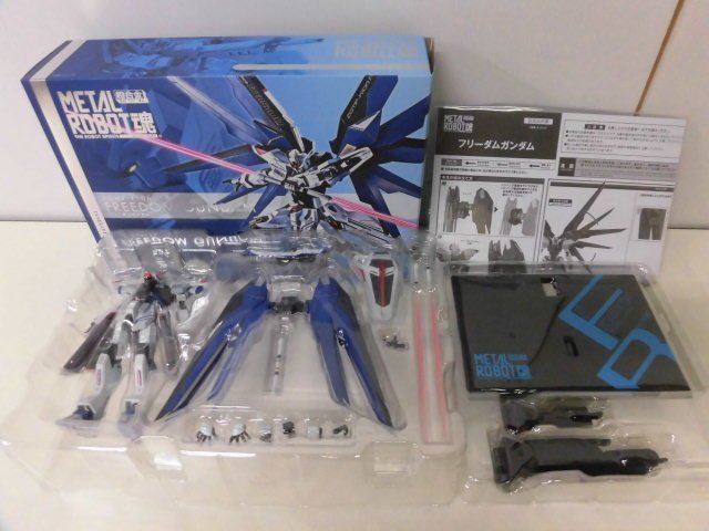Yahoo!オークション - 超合金 METAL ROBOT魂 ZGMF-X10A フリーダムガン