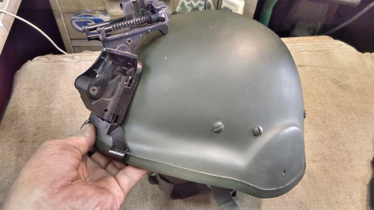 Yahoo!オークション - 陸上自衛隊88式鉄帽レプリカMDN製SDF88-1改 暗視