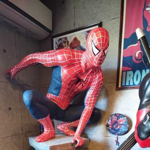 Yahoo!オークション - スパイダーマン等身大 フィギュア