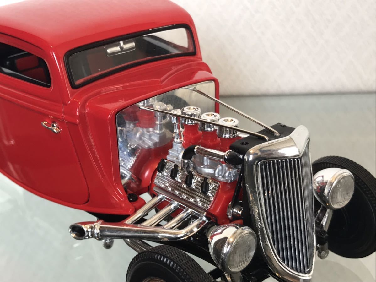 送料無料 1/18 フォード クーペ 1934 ホットロッド ミニカー