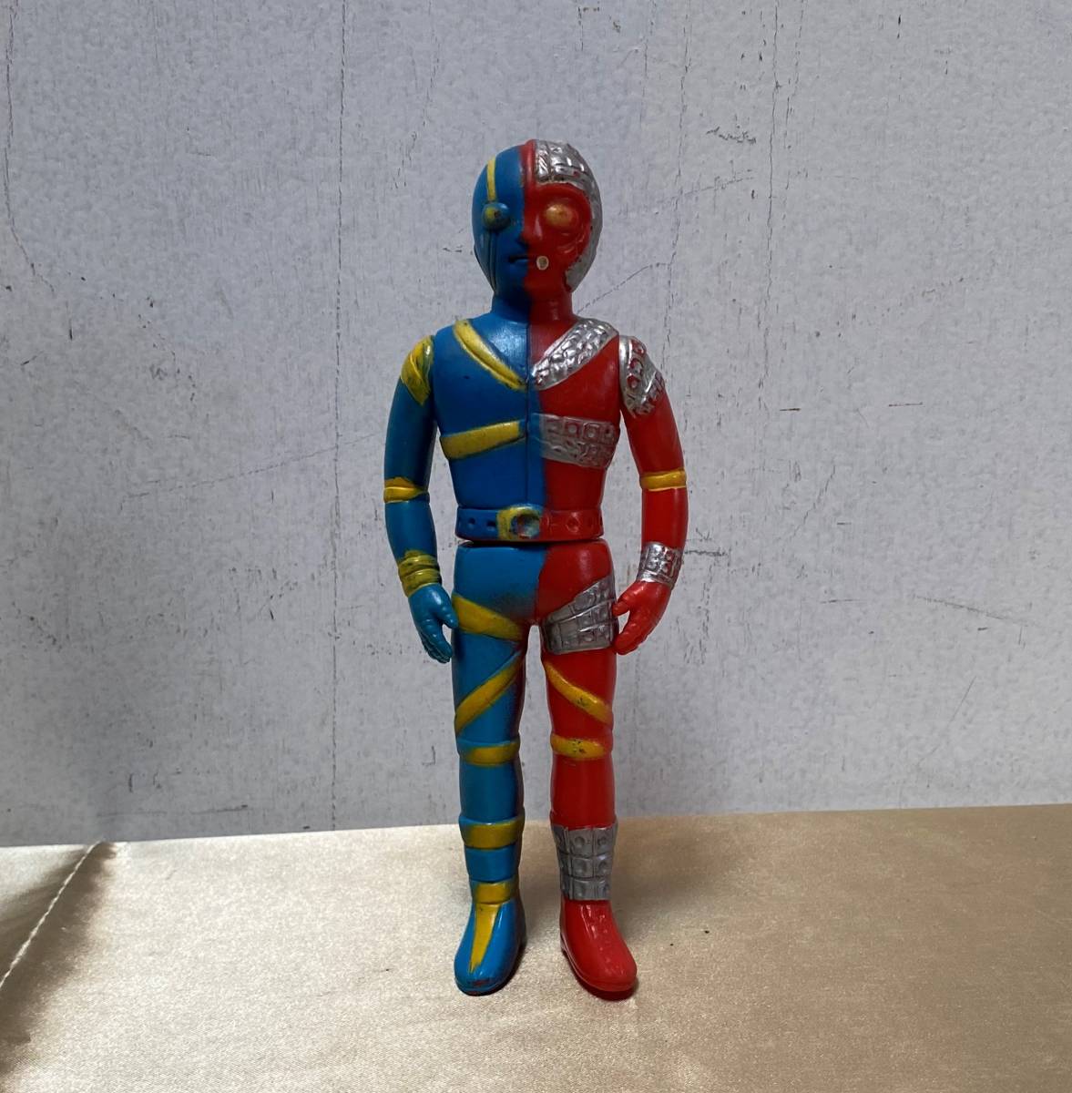 Yahoo!オークション - 人造人間キカイダー ソフビ人形 当時物 レトロ