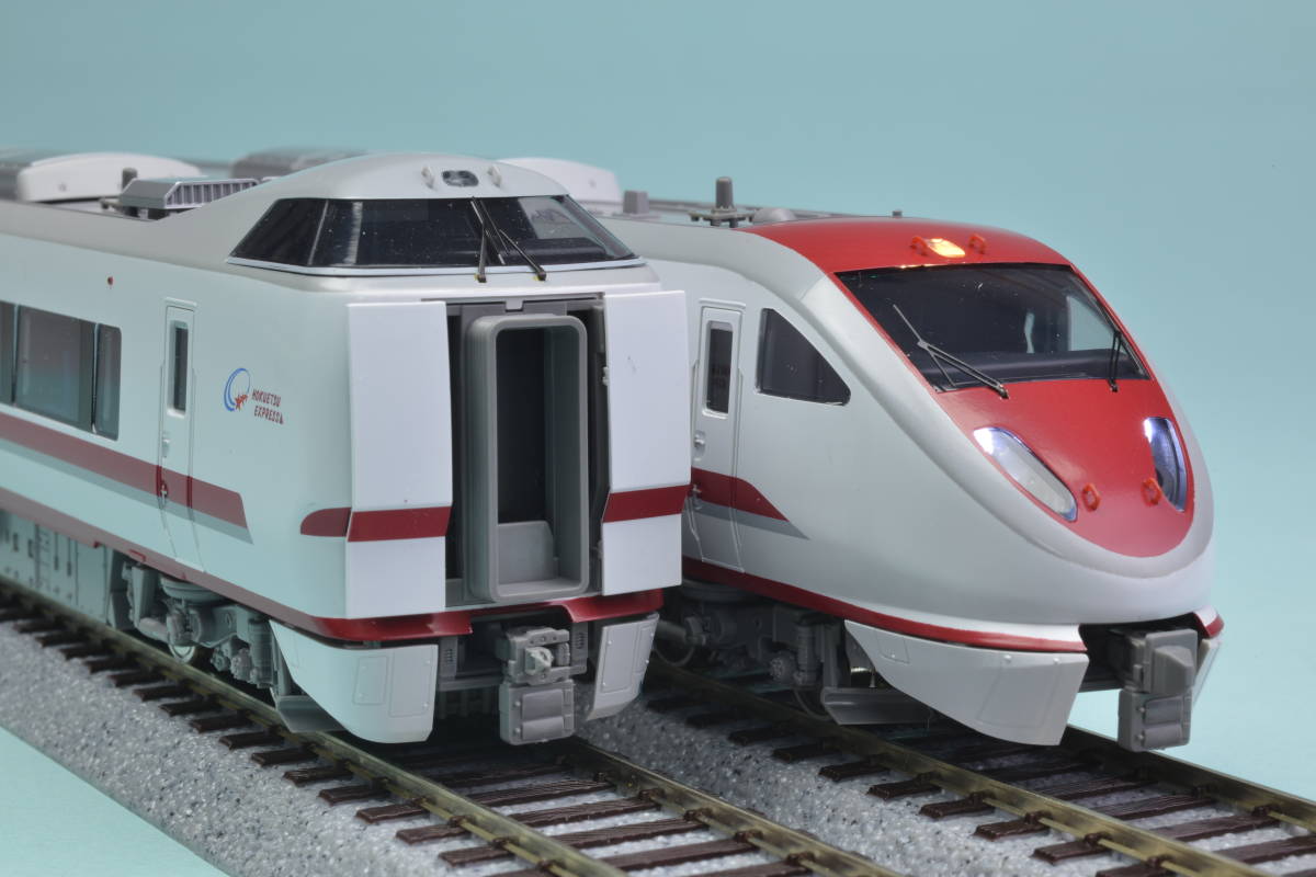 Yahoo!オークション - TOMIX 683系8000番台 はくたか・スノーラビット