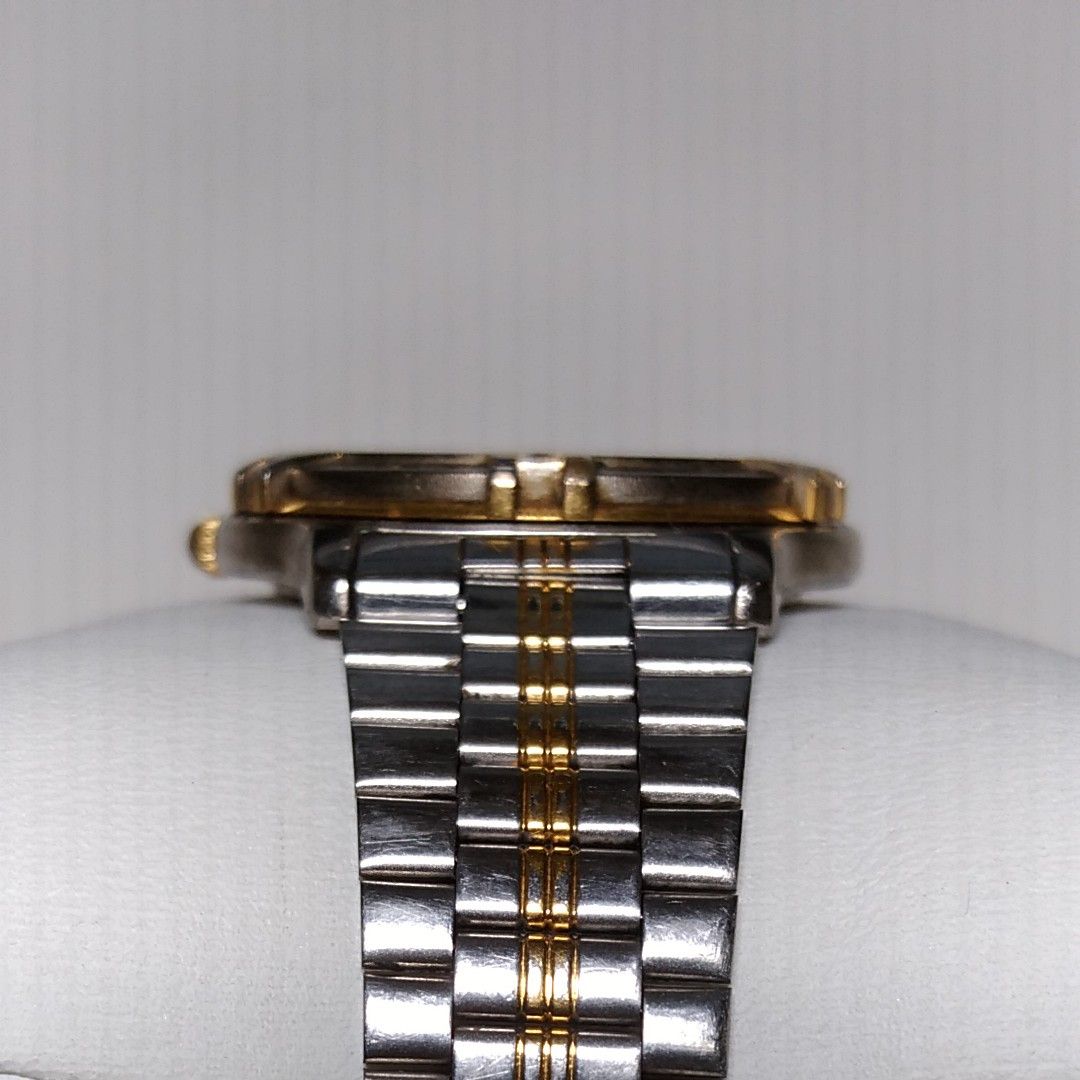 SWISS MADE】ROVENTA HENEX ロベンタ・へネックス クオーツ腕時計 619