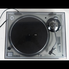 Technics SL-1200 MK5 Turntable
