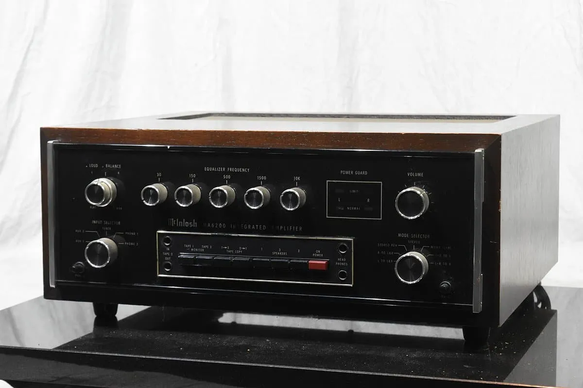 McIntosh マッキントッシュ MA6200 プリメインアンプ | オーディオの