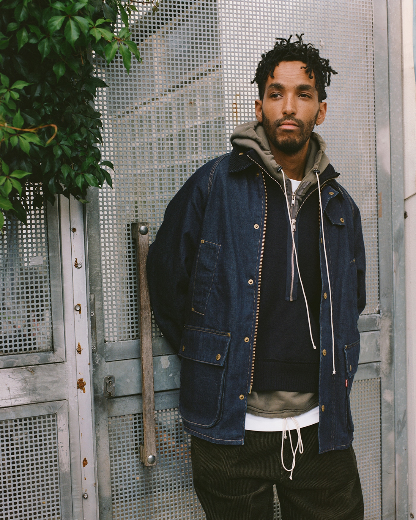 バブアーとリーバイスによるコラボレーションアイテムがローンチ