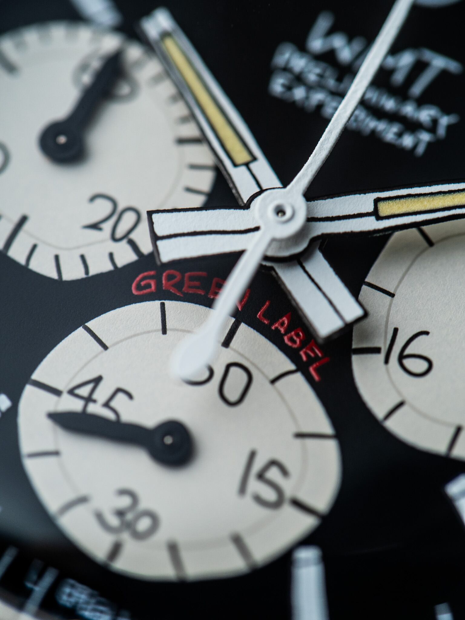 再販決定】プラベゼルのリバースパンダクロノグラフが、手書きスタイル