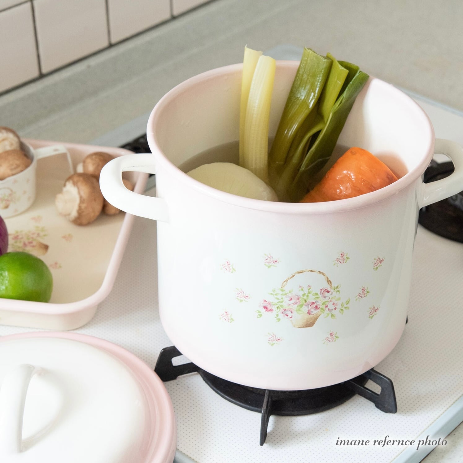 イマン ホーローライス缶 鍋 ローズバスケット柄【imane】 | pear cat