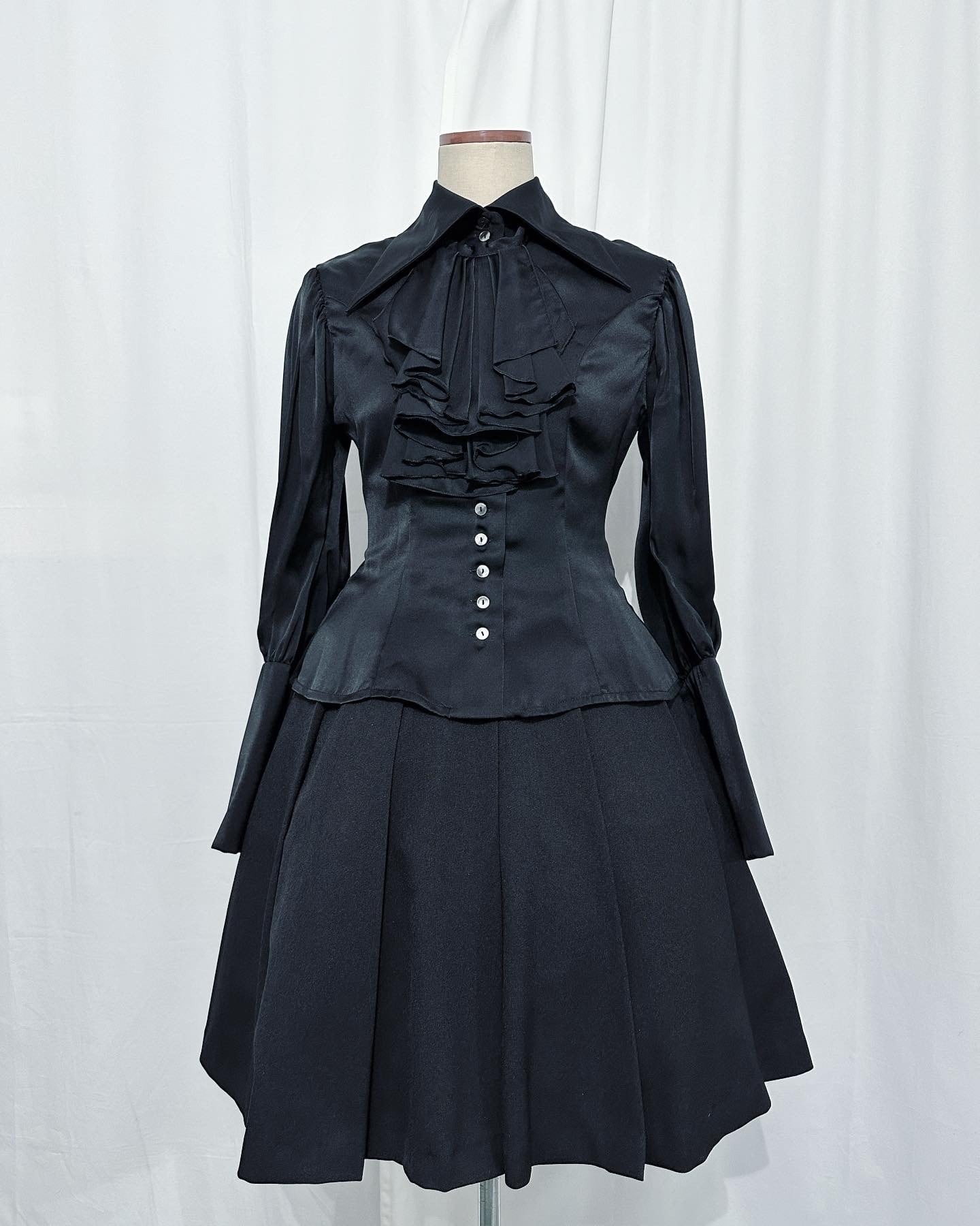 7212】ミストレスブラウス | Alpstola