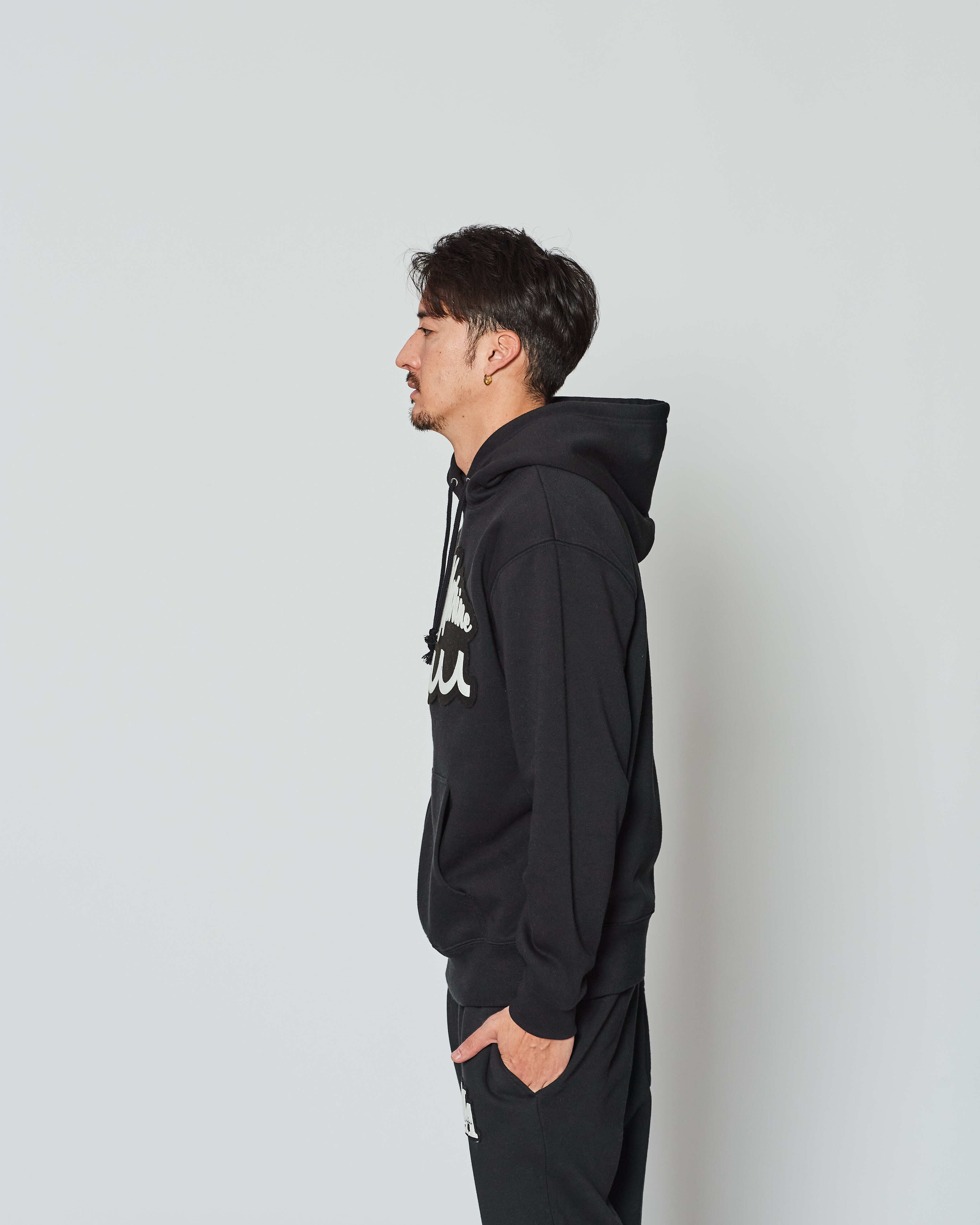 muta MARINE × ACANTHUS ロゴ パーカー | ACANTHUS ONLINE STORE