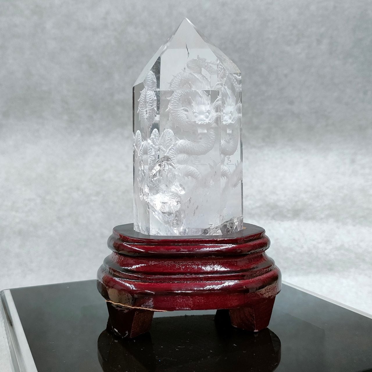 龍彫り水晶柱 | 身延山 みやげ館