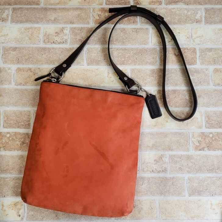 オールドコーチ ☆ スエードレザー 薄マチ ショルダーバッグ オレンジ