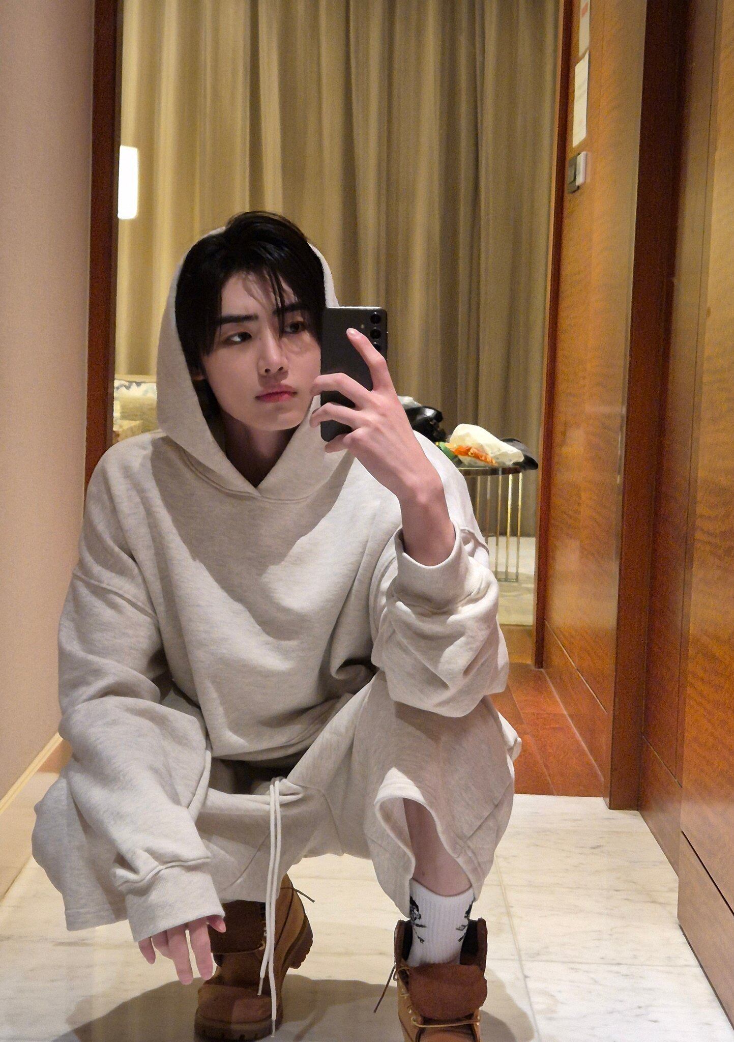 ☆ENHYPEN ソンフン 着用！！【ATTENTIONROW】Edition2. Soft