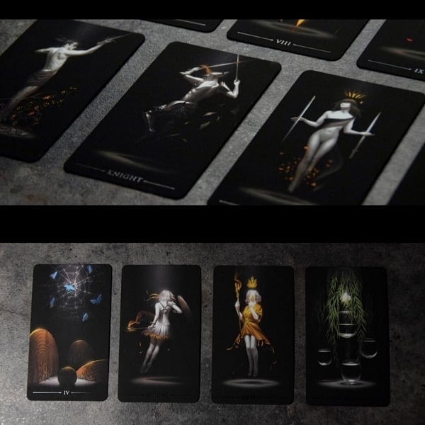 再販開始！】 TRUE BLACK TAROT タロットカード 日本語解説書付き