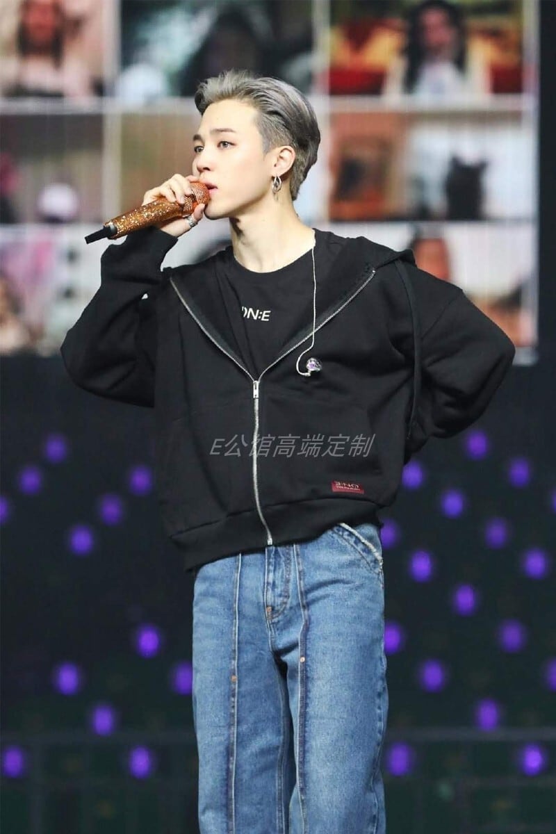 フーディージップアップパーカー BTS ジミン LIVE 着用モデル | 日本未