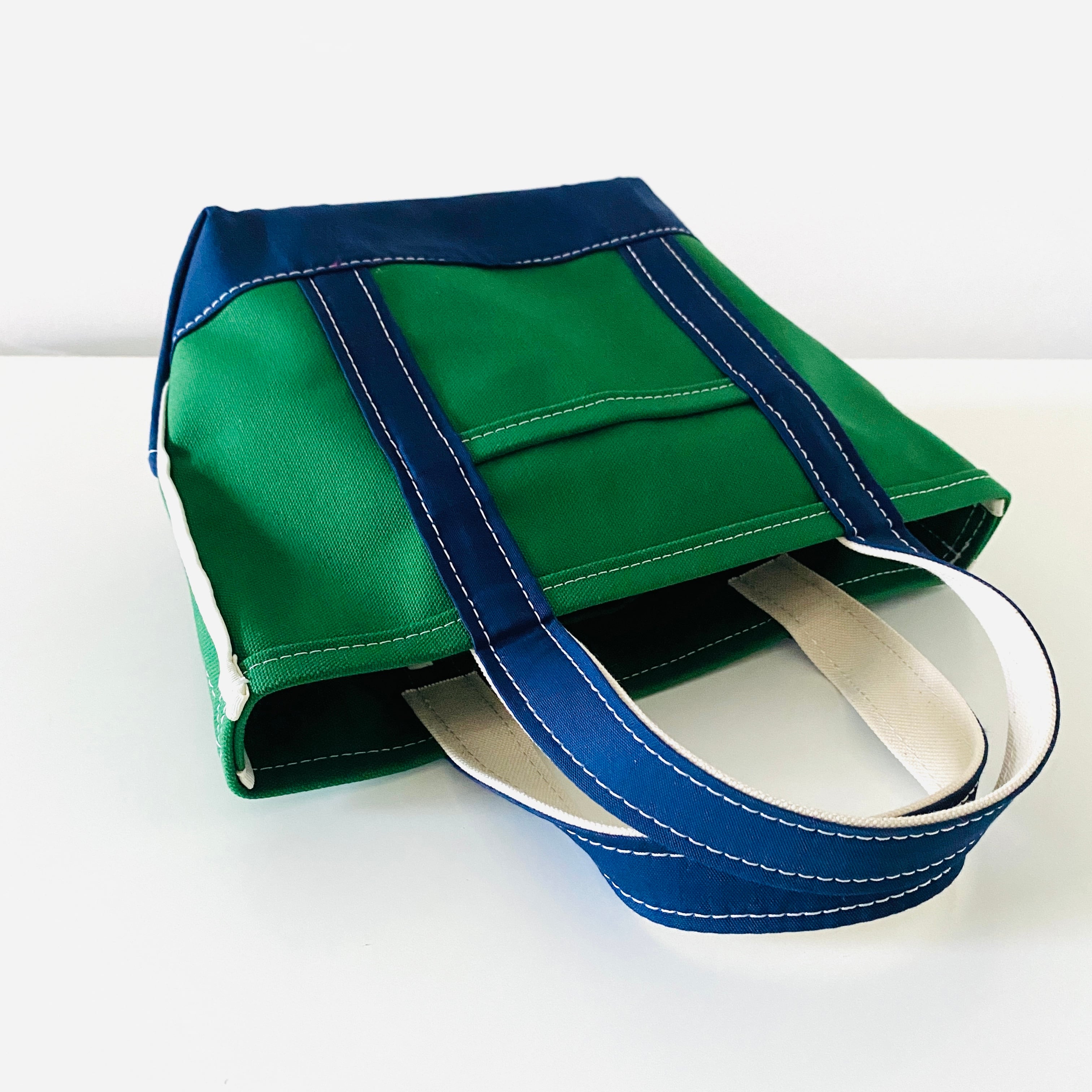 日本製】自立カラートートバッグ グリーン(base) ＆ネイビー(handle