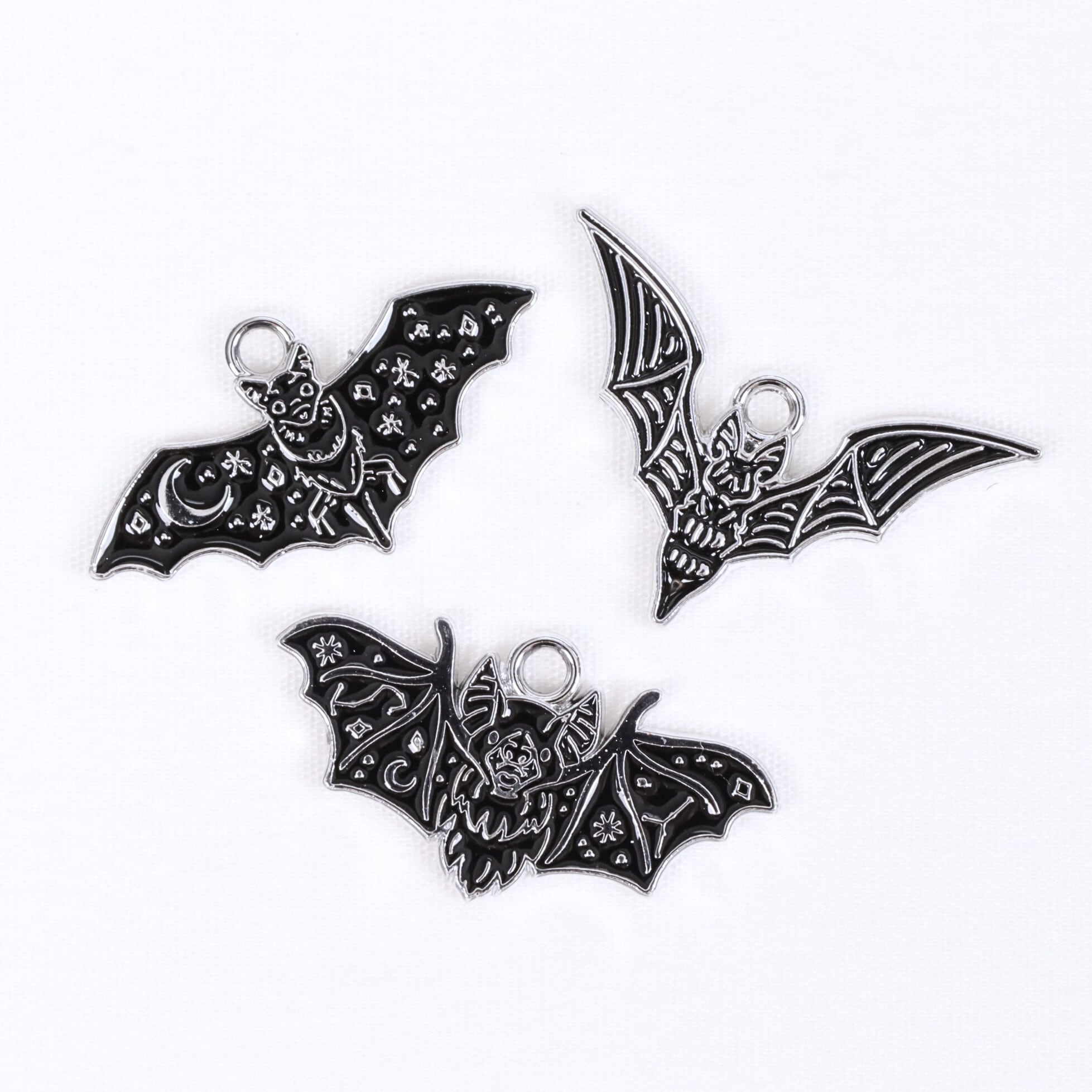 コウモリ パーツ 月 星 金属 ブラック 02000279 チャーム ハンドメイド