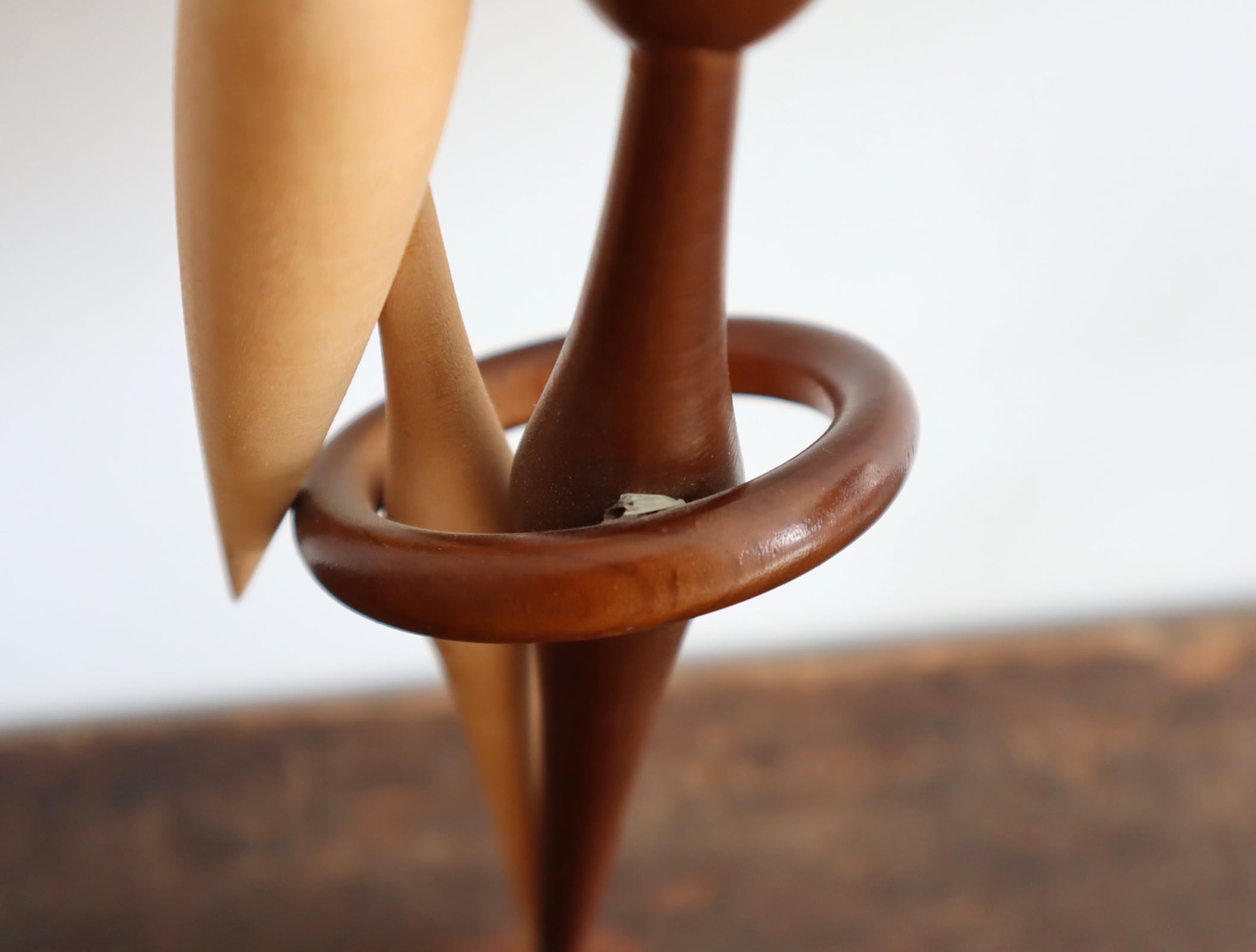 送料無料】 ささやき 杉崎泰山 近代こけし 小 | fismic