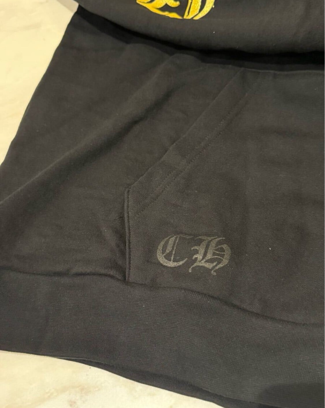 激レア】CHROME HEARTS クロムハーツ 限定パーカー ゴールド泊プリント