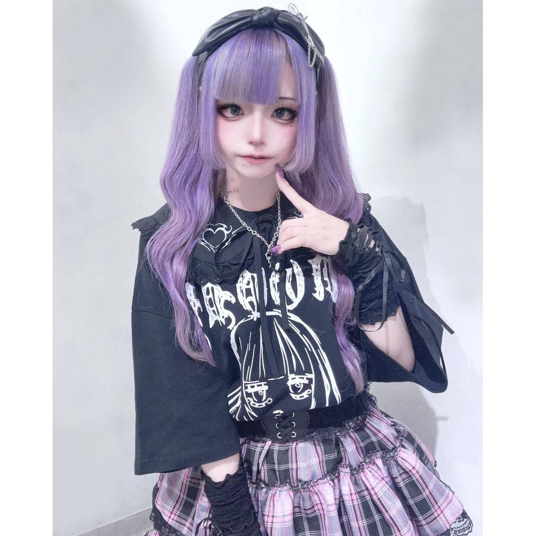 MOODY GIRL Tシャツ | VOLCAN&APHRODITE