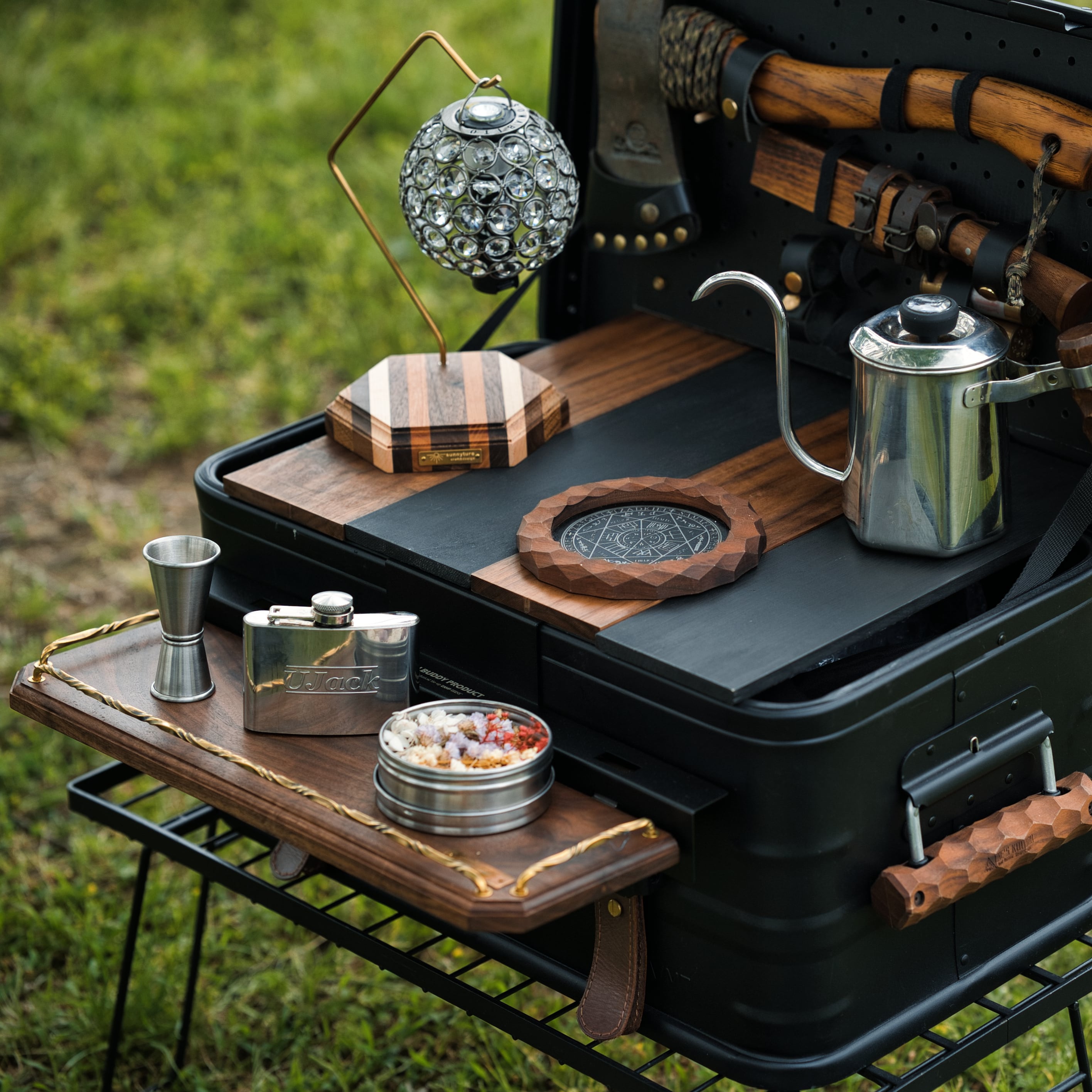 Twist side table 25【ﾂｲｽﾄ ｻｲﾄﾞﾃｰﾌﾞﾙ】真鍮 or BLACK or ステンレス