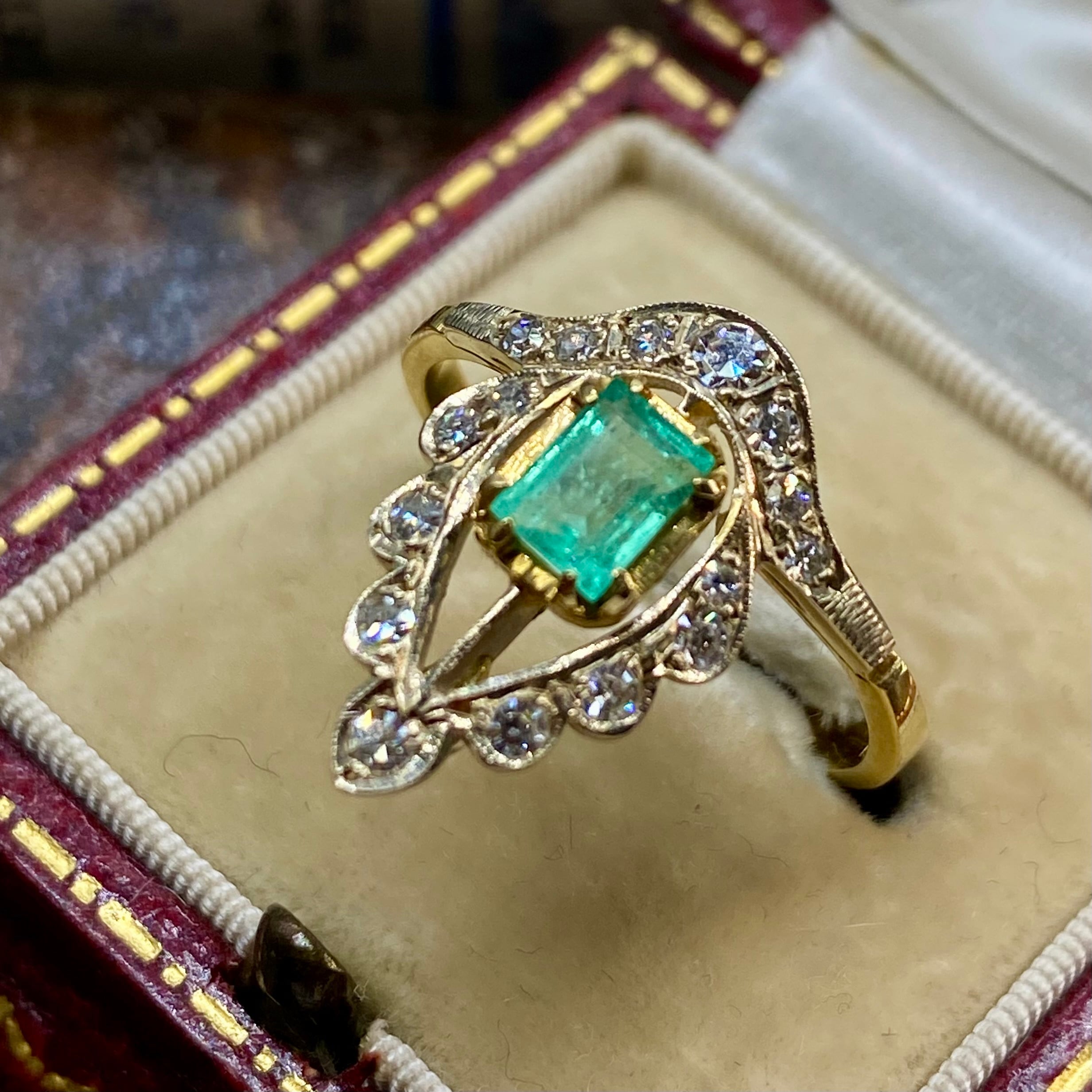 エメラルド | アンティークジュエリー デイジーリング ☆DaisyRing☆