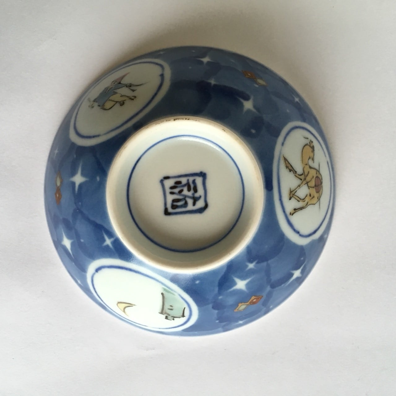 染錦窓絵ラクダ茶碗 | 宮崎祐輔 谷鳳凰 (たにほう窯）オンラインショップ