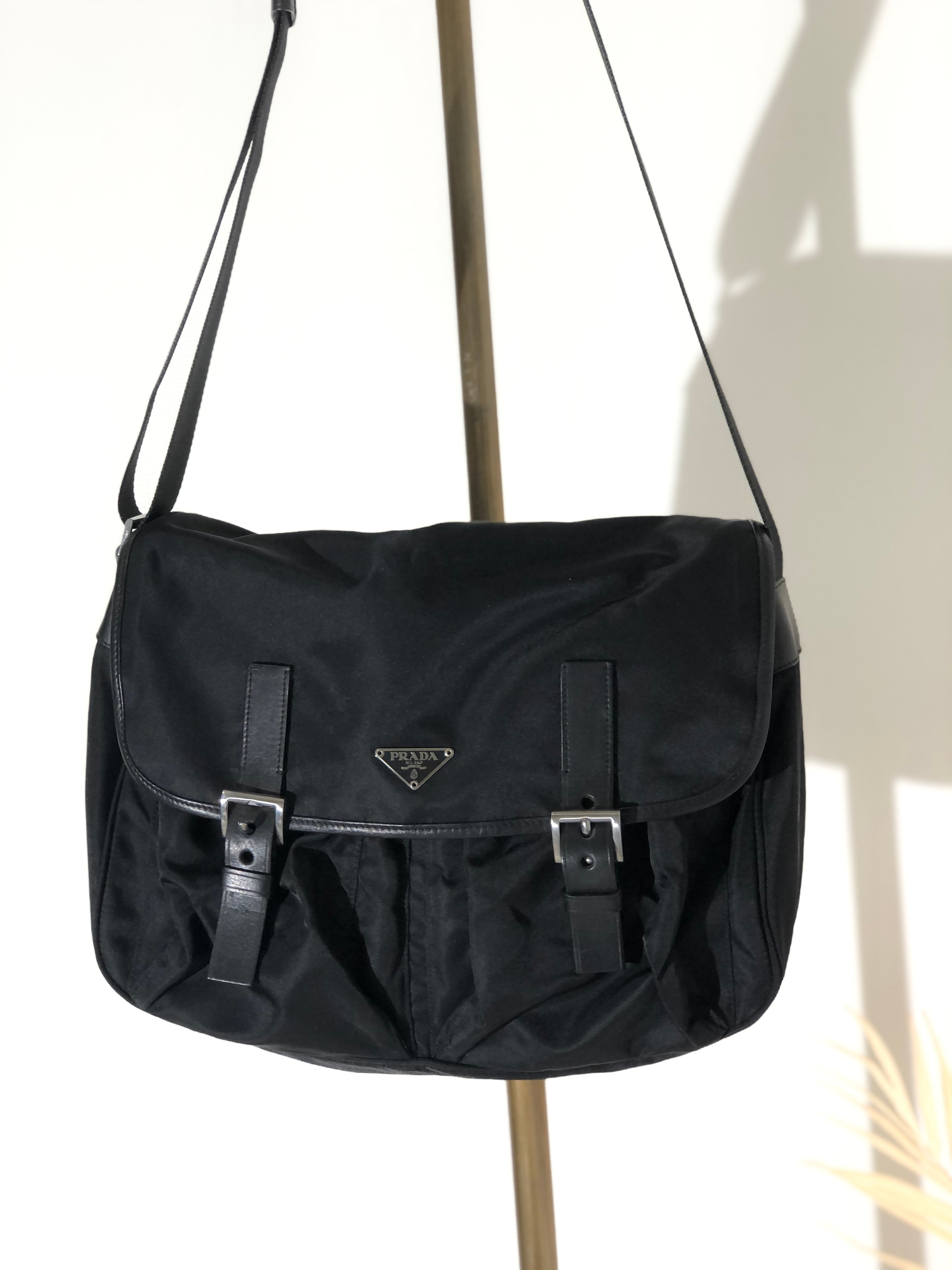 日本直送 名牌中古包 】PRADA プラダ トライアングルロゴ ナイロン