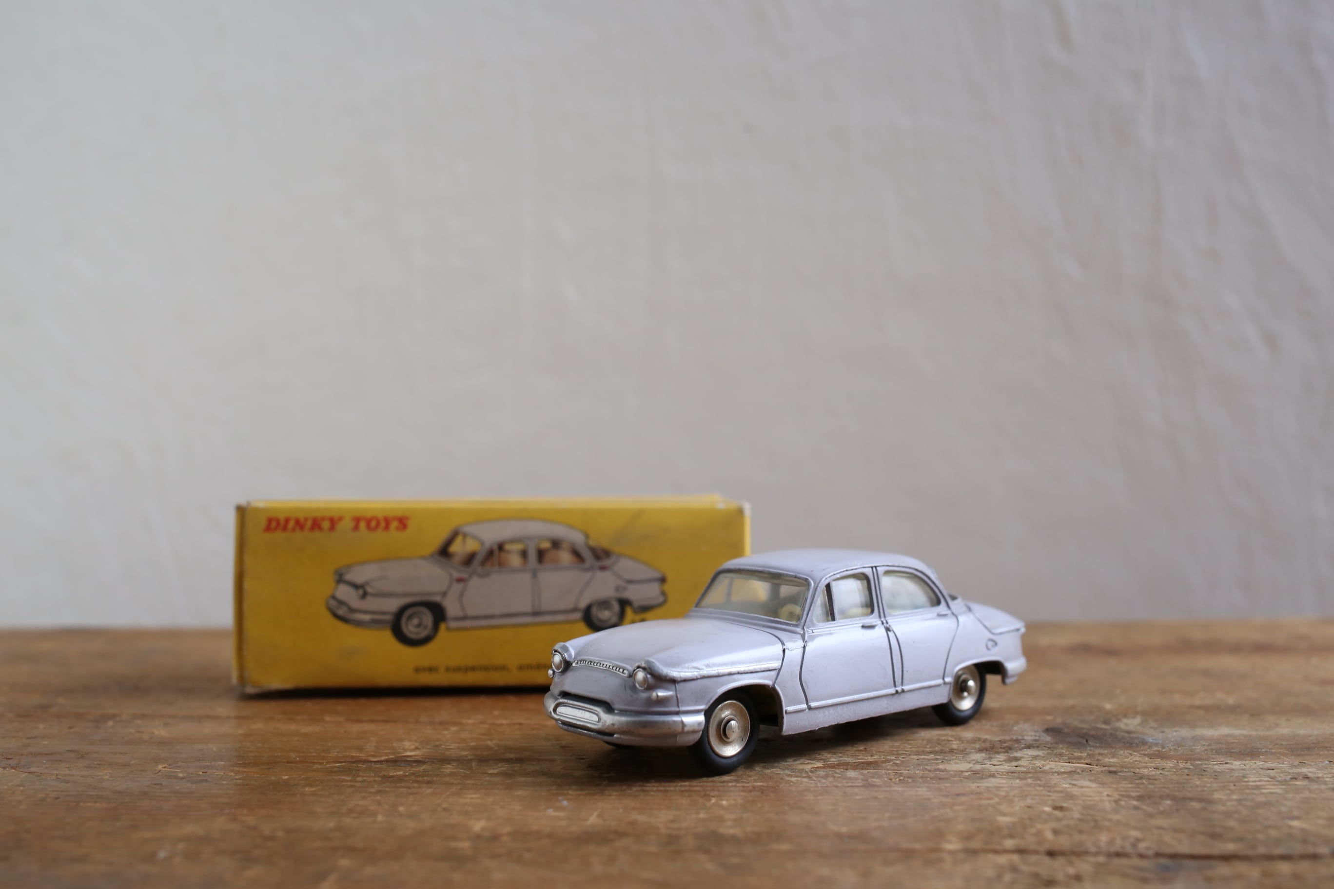 ミニカー | EMUPARIS