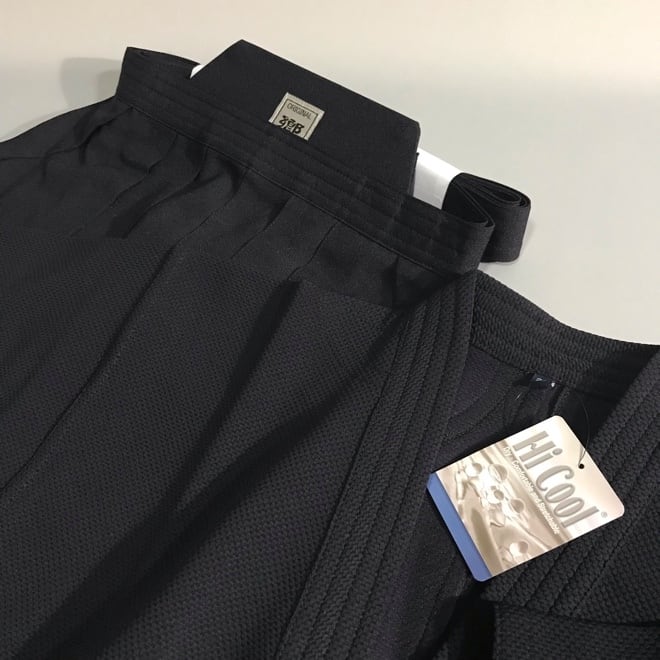 剣道着・袴 高級ジャージ上下セット 響〜Dry・J 〜 | ひかり武道具 高