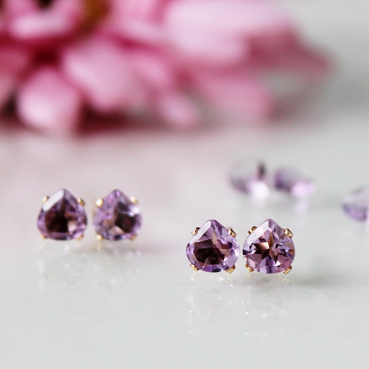 大粒ピンクアメジストの花びらピアス【アジサイ】6mm 14Kgf | Bear's