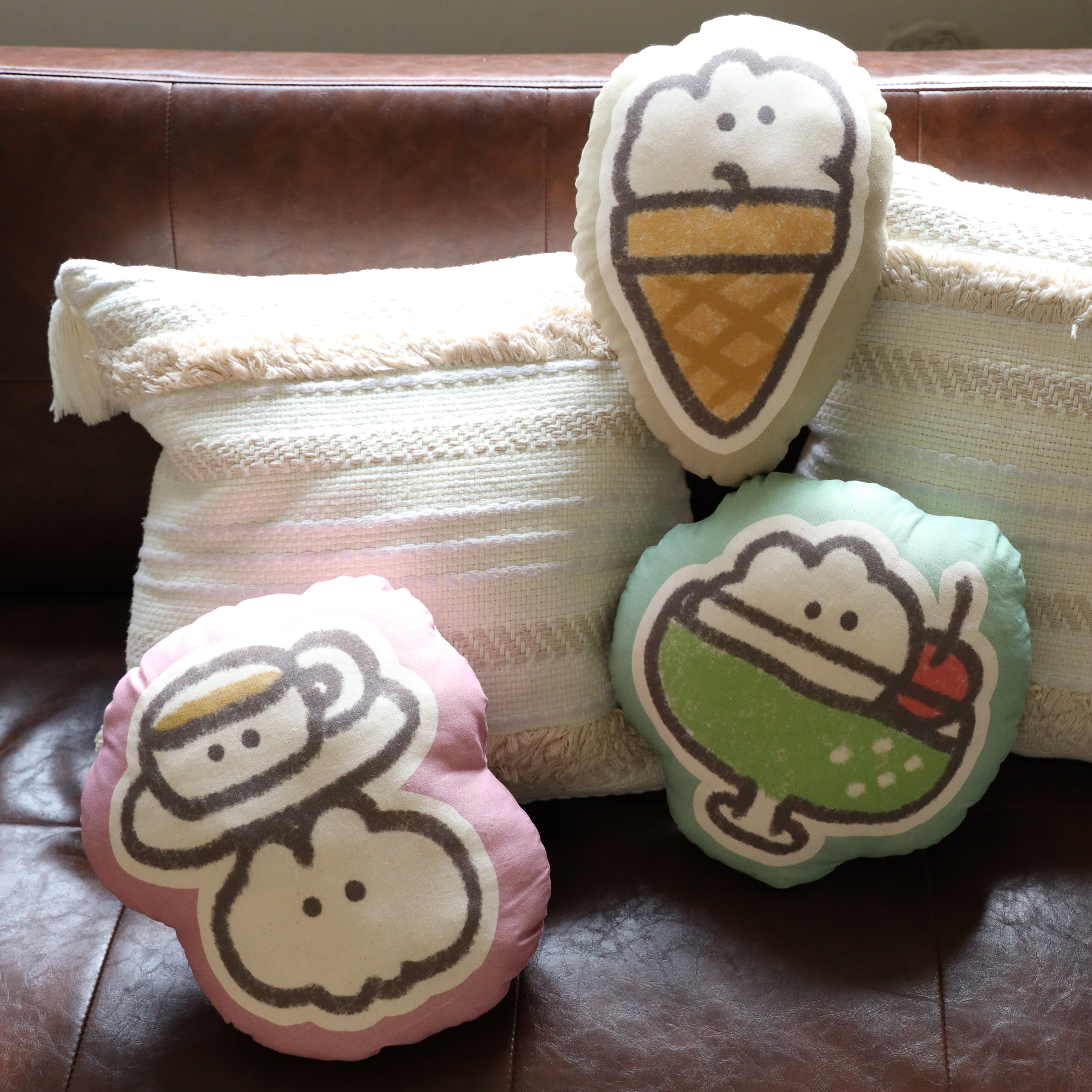 CAFEクッション(MK-346) | もくもくちゃん公式オンラインショップ