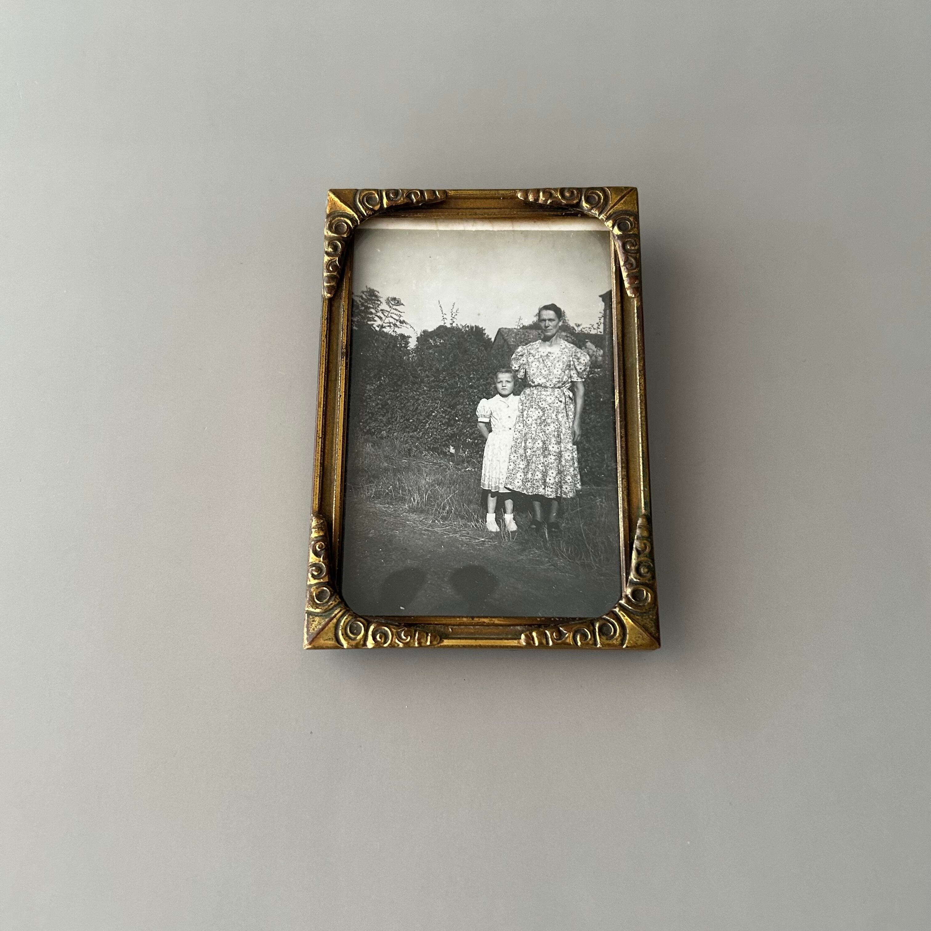 アール・ヌーボー調 フォトフレーム〈写真入り〉 | Rika Ogasawara