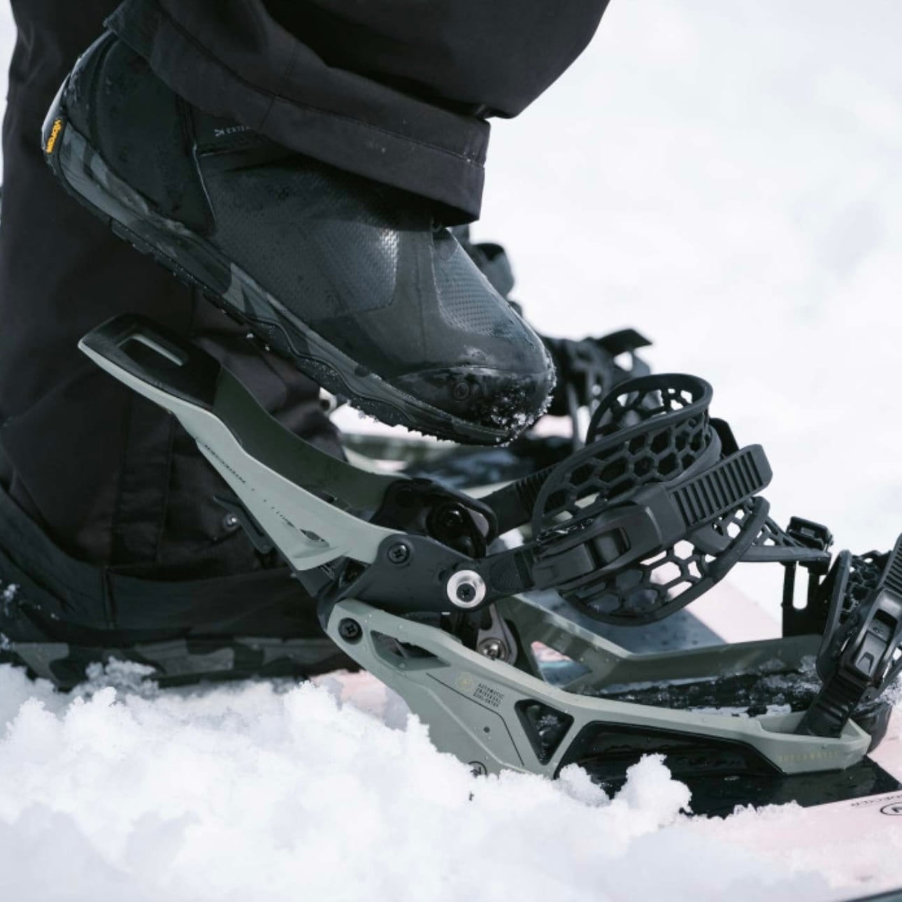 24-25モデル. NIDECKER .『 SUPER MATIC 』. Olive . ナイデッカー